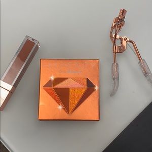 ☀️SOLD☀️Topaz HUDA Pallet